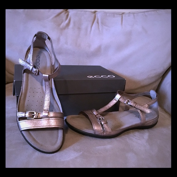 ecco flash strappy sandal